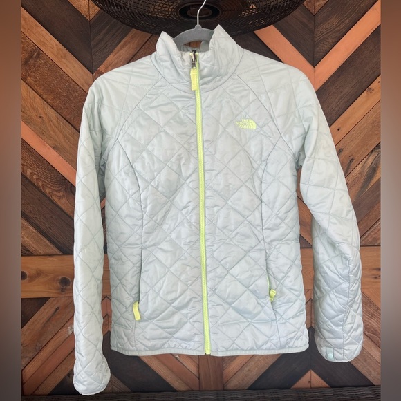 The North Face Women’s Lightweight Puffer Jacket size Small - Picture 1 of 9